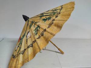 lot 165 image: Japanese Paper Parisol wWood Handle