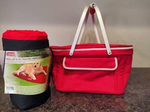 lot 187 image: Canvas Picnic Basket Basket & Coleman Travel Dog Bed