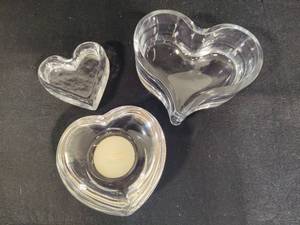 lot 209 image: Orrefors Crystal Heart Votive Holder  Heart Bowls