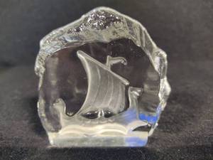 lot 216 image: Nybro Swedish Glass Viking Ship