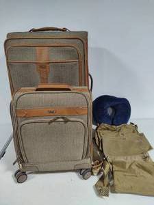 lot 189 image: Hartmann Two Piece Luggage Set  Accessory Bags & Travel Pillow