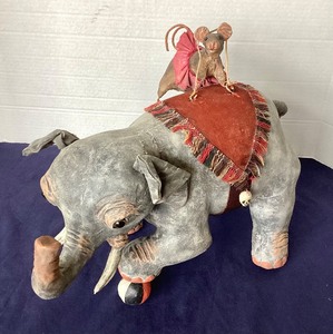 lot 4 image: Vergie Lightfoot for Bethany Lowe Circus Elephant and Mouse
