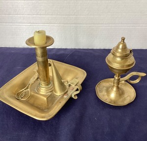 lot 14 image: Antique Brass Chamberstick  Fluid Lamp