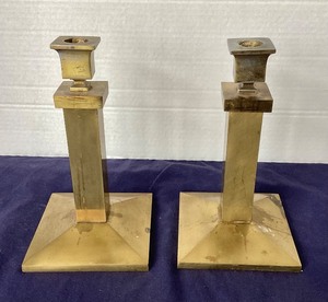 lot 15 image: Pair of Antique Bradley & Hubbard Arts and Crafts Candlesticks