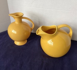 lot 58 image: Yellow Harlequin Ball Pitcher  Yellow Fiestaware Carafe