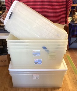 lot 210 image: Another Group of 8 Storage Tubs