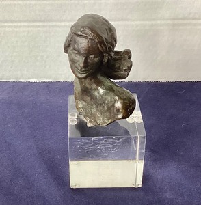 lot 148 image: Small Bronze Bust of a Woman