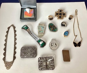 lot 164 image: Mixed Group of Costume Jewelry