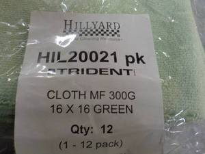 lot 101 image: Hillyard 12 pack 12 x 12 Green Cle...