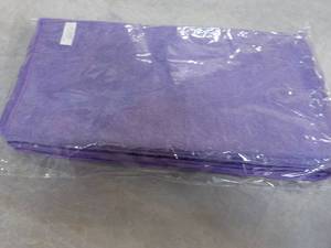 lot 104 image: Hillyard 12 pack 12 x 12 Purple Cl...