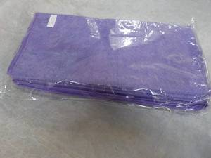 lot 105 image: Hillyard 12 pack 12 x 12 Purple Cl...
