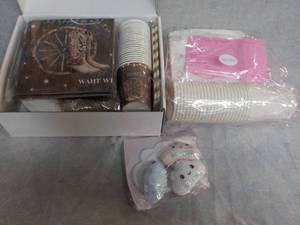 lot 181 image: Party Supplies...