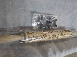 lot 204 image: Decorative Rolling Pin...