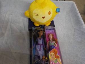 lot 239 image: 2 Wish and 1 Barbie...