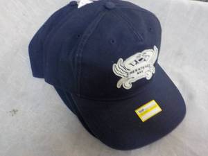 lot 269 image: 3 Mens Hats...