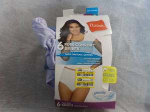 lot 274 image: 6 Hanes Briefs size 9...