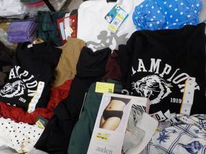 lot 276 image: New Overstock Clothing mostly S and...