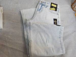 lot 302 image: Art Class size 8 Baggy Jeans...