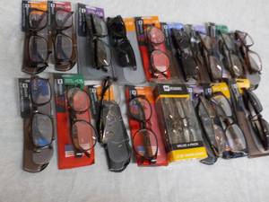 lot 55 image: 20 pair Readers Glasses- various st...