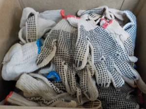 lot 60 image: 35 or more Pair Cotton Work Gloves ...