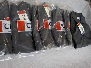 lot 64 image: 7 Clique size Small Mens Short Sle...