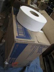 lot 84 image: Scott jumbo bath tissue rolls...