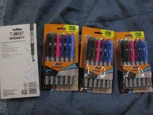 lot 95 image: 4 12 packs of Bic permanent markers...