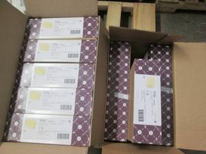 lot 135 image: 80 Legal size file pockets...