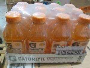 lot 141 image: 12 Pack orang Gatorlyte...
