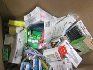 lot 163 image: Pens, tape, postits, markers, stapl...
