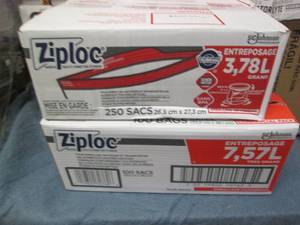 lot 175 image: Candy and crackers...