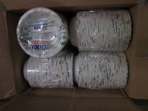 lot 198 image: 8 Packs of 125 Dixie bowls...