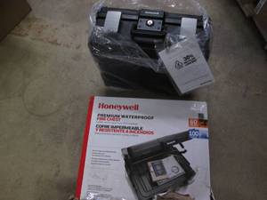 lot 235 image: Honeywell waterproof fire chest wit...
