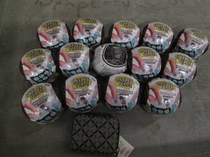 lot 10 image: Lot of MiniVerse makeup lots and a ...