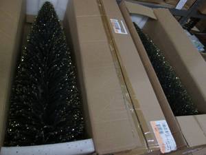 lot 12 image: 3 Matching sparkle trees...