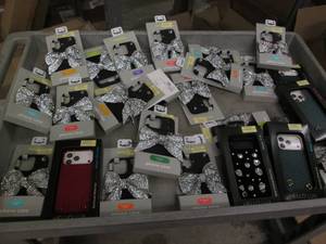 lot 21 image: Resale value lot of phone cases...
