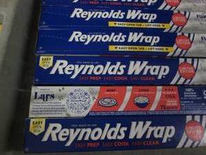 lot 38 image: Parchment paper and Reynolds alumin...