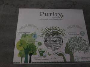 lot 45 image: Purity Home full size sheet set...