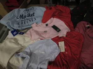 lot 258 image: Ladies S and XS tops...