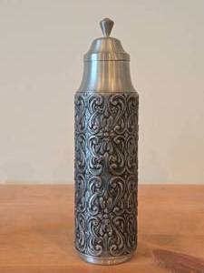 lot 14 image: Vintage 11 12 Pewter Table Vase by Hagness (Norway)  Selba pattern