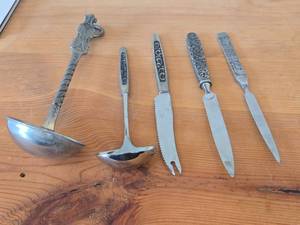 lot 29 image: Norwegian Pewter Ladle Spoon (Souvenir of Norway) 9 (x1), Norwegian Letter Opener with Pewter Handle 9 (x2), Norwegian Utensils with Pewter Handle 8-12 (x2)