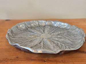 lot 32 image: 14 Pewter Serving Tray  Cabbage Leaf design