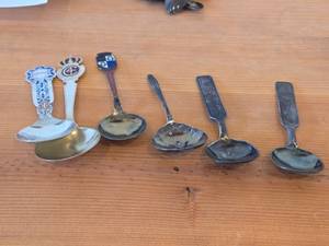 lot 61 image: Lot of (6) 187-grams (total) 925 Sterling Silver Souvenir Spoons