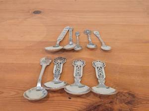 lot 89 image: Lot of (9) 207-grams (total) 40G Silverplated Souvenir Spoons