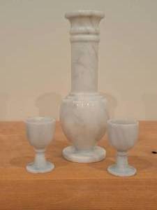 lot 107 image: Vintage White Marble Sake Set - Decanter and (2) Small Pedestal Cups