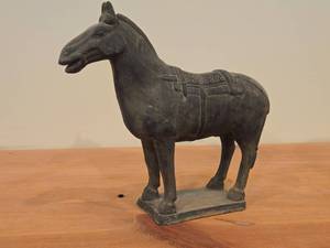 lot 115 image: Vintage Chinese Terra Cotta Warrior Horse (Tang) theme Replica Statue