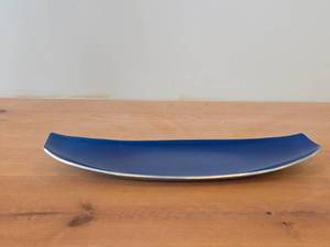 lot 122 image: Vintage 12 34 Blue Enameled Aluminum Plate by Olden (Norway)  Mid-Century Modern style