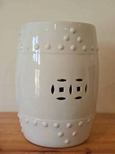 lot 125 image: Ceramic Garden Stool  Chinese style  18 12