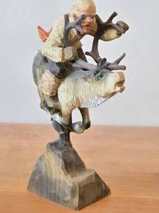 lot 131 image: Troll theme Authentic Handpainted  Handcarved Wooden Figurine by Henning Engelsen (Norway)