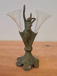 lot 186 image: Art Nouvean Figural Vase Set